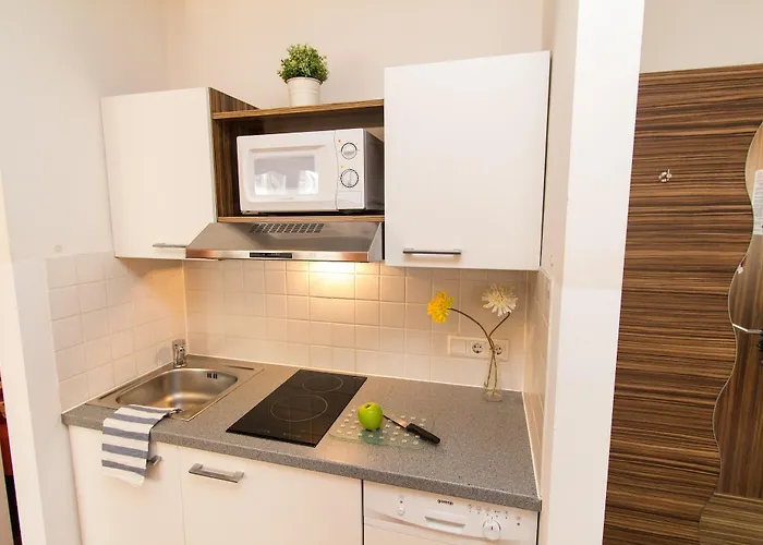 Апарт-готель Royal Living 4*