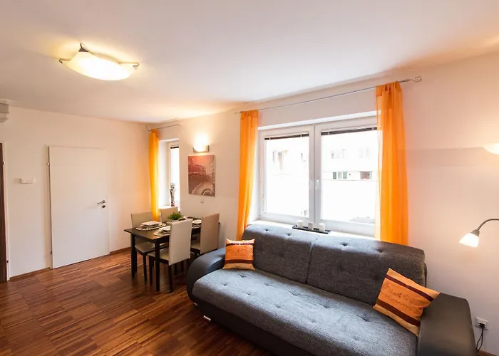 Апарт-готель Royal Living 4*