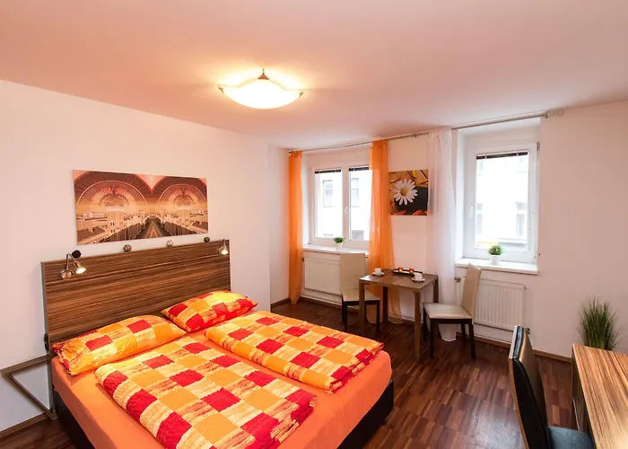 Royal Living Апарт-готель 4*