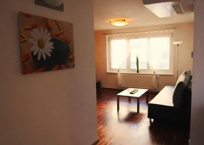 Апарт-готель Royal Living 4*